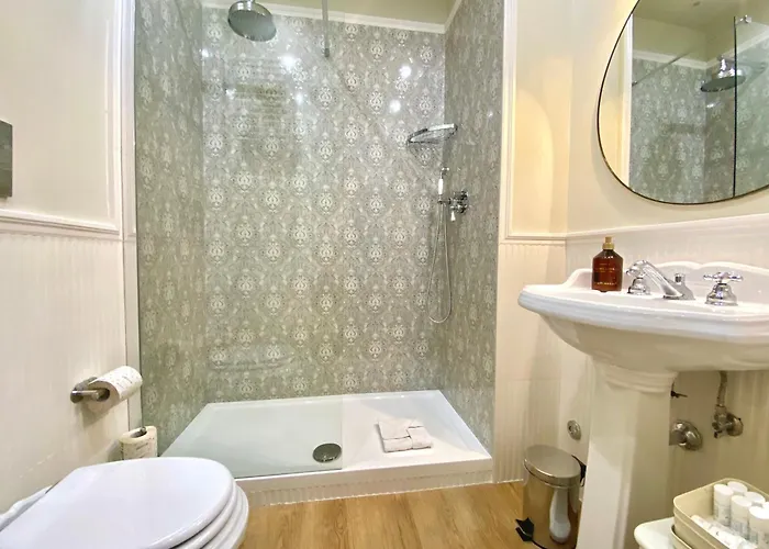 Queen Of Luxury Guest house